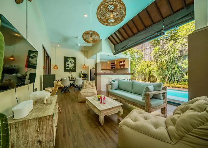 Kiwi Villa Seminyak